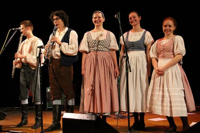 Koňská opereta – 4. výroční koncert folklorního souboru Lipka