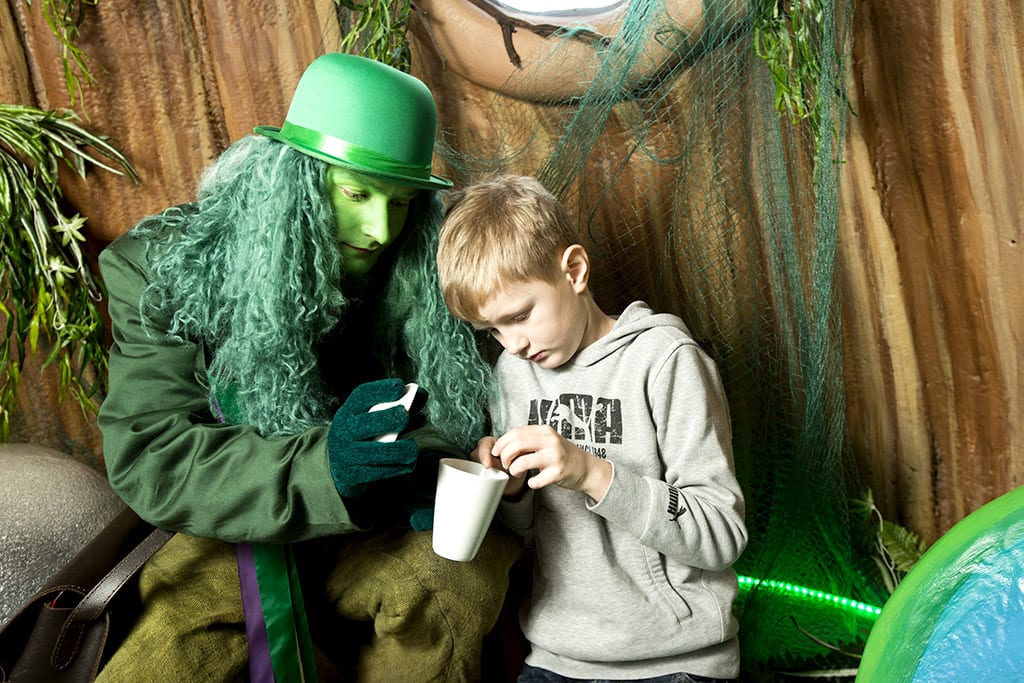 2014_12_18_Creative_World_TMA_7569