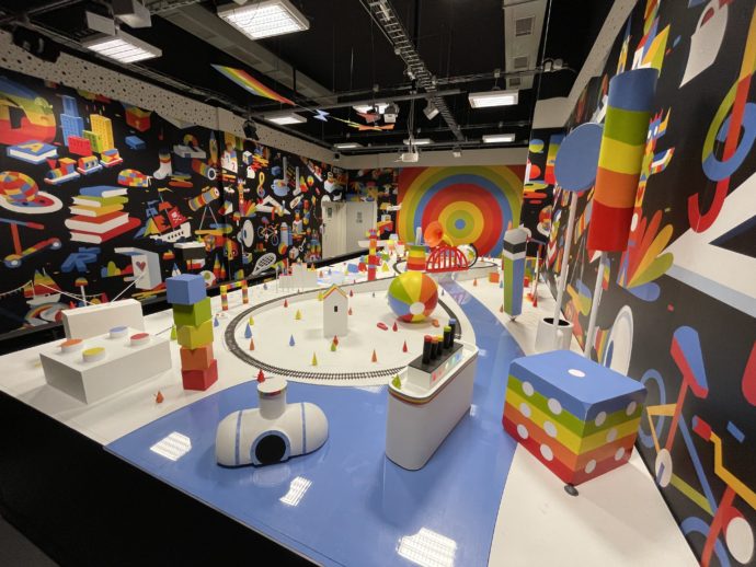 Déčkosvět a ty ho můžeš uvidět! . . . a rozhýbat. Foto: ©Michael Kolář