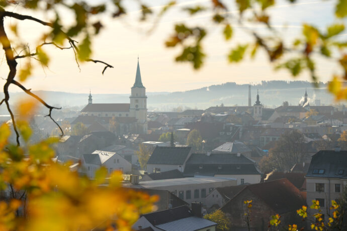 Kam s dětmi v Rokycanech? Poznejte největší vojenské muzeum ČR, rozhlednu na Kotli a osvěžte se na místním koupališti