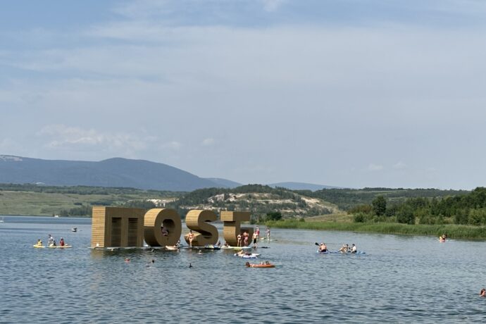 Jezero Most. Foto: © K. Pekařová