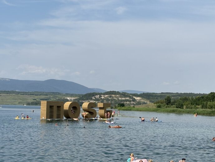 Jezero Most. Foto: K. Pekařová