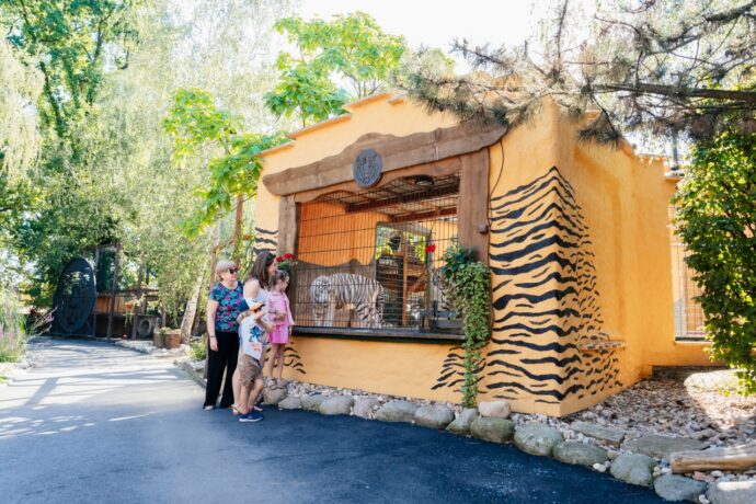 Minizoo kočkovitých šelem ve Chvojenci. Foto: ©Michal Král
