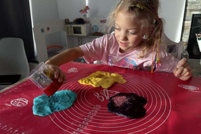 Domácí modelína. Foto: © K.Pekařová