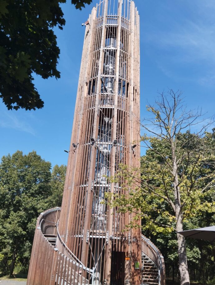 Vyhlídková věž ve FUN!PARKu v Mostě. Foto © KatBer