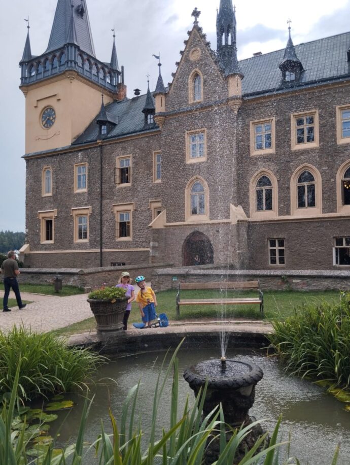 Zámek Zruč nad Sázavou. Foto: ©KatBer