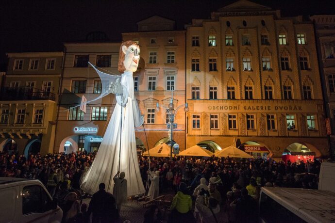 Přílet anděla do Českých Budějovic. Foto © Budějce