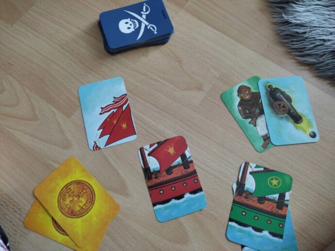 Piráti - karetní hry pro děti. Foto: ©Sabina Huřťáková