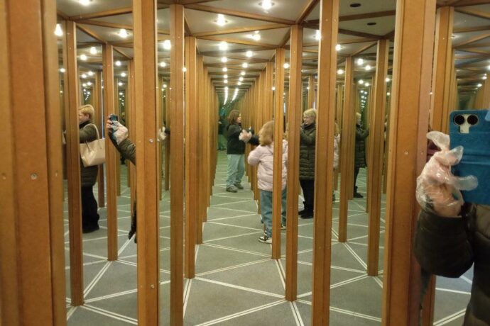 Zrcadlové bludiště v Českém Krumlově. Foto: ©Sabina Huřťáková