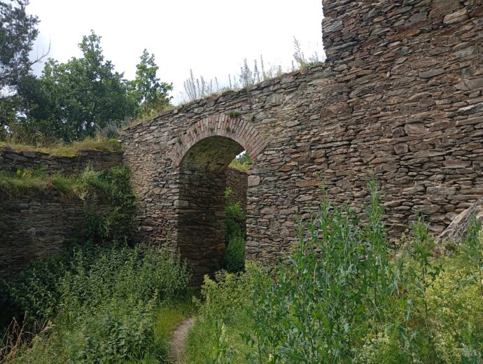 Zřícenina hradu Gutštejn. Foto: ©Sabina Huřťáková