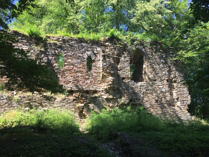 Karlův hrádek u Purkarce. Foto © se svolením Sabinah