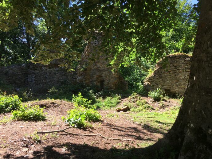Karlův hrádek u Purkarce. Foto © se svolením Sabinah