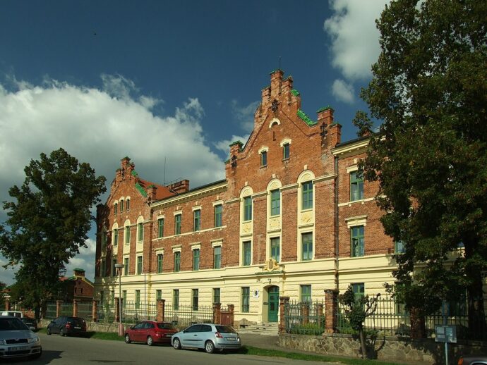 Písek, budova hřebčince. Foto © Aktron / Creative Commons / CC-BY-SA-3.0