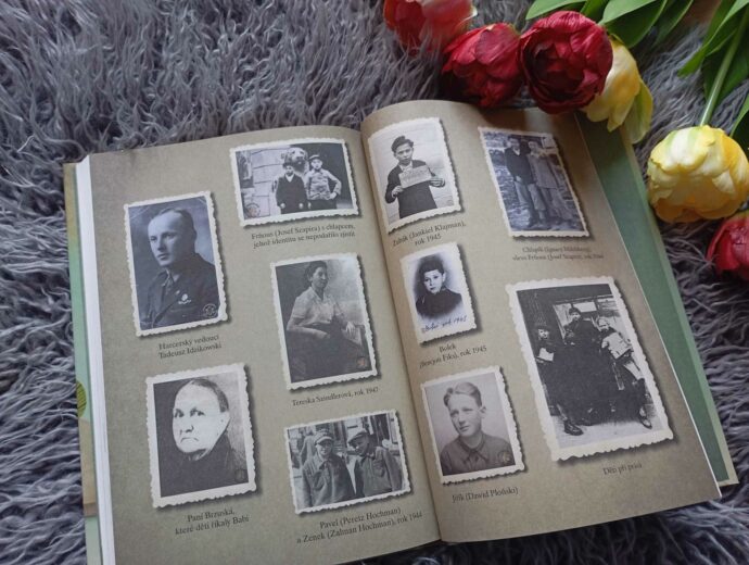 Kniha Děti z náměstí Tří křížů. Foto © se souhlasem Sabina Huřťáková