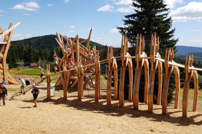 Herní krajina Pecka — unikátní hřiště v srdci Krkonoš, které si zamilují děti i dospělí