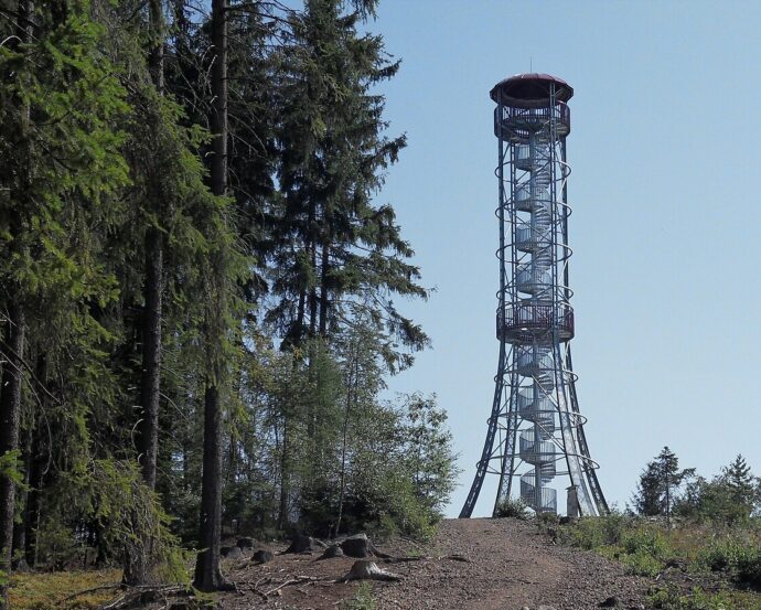 Rozhledna na Kotli. Foto © Jik jik / Creative Commons / CC-BY-SA-4.0