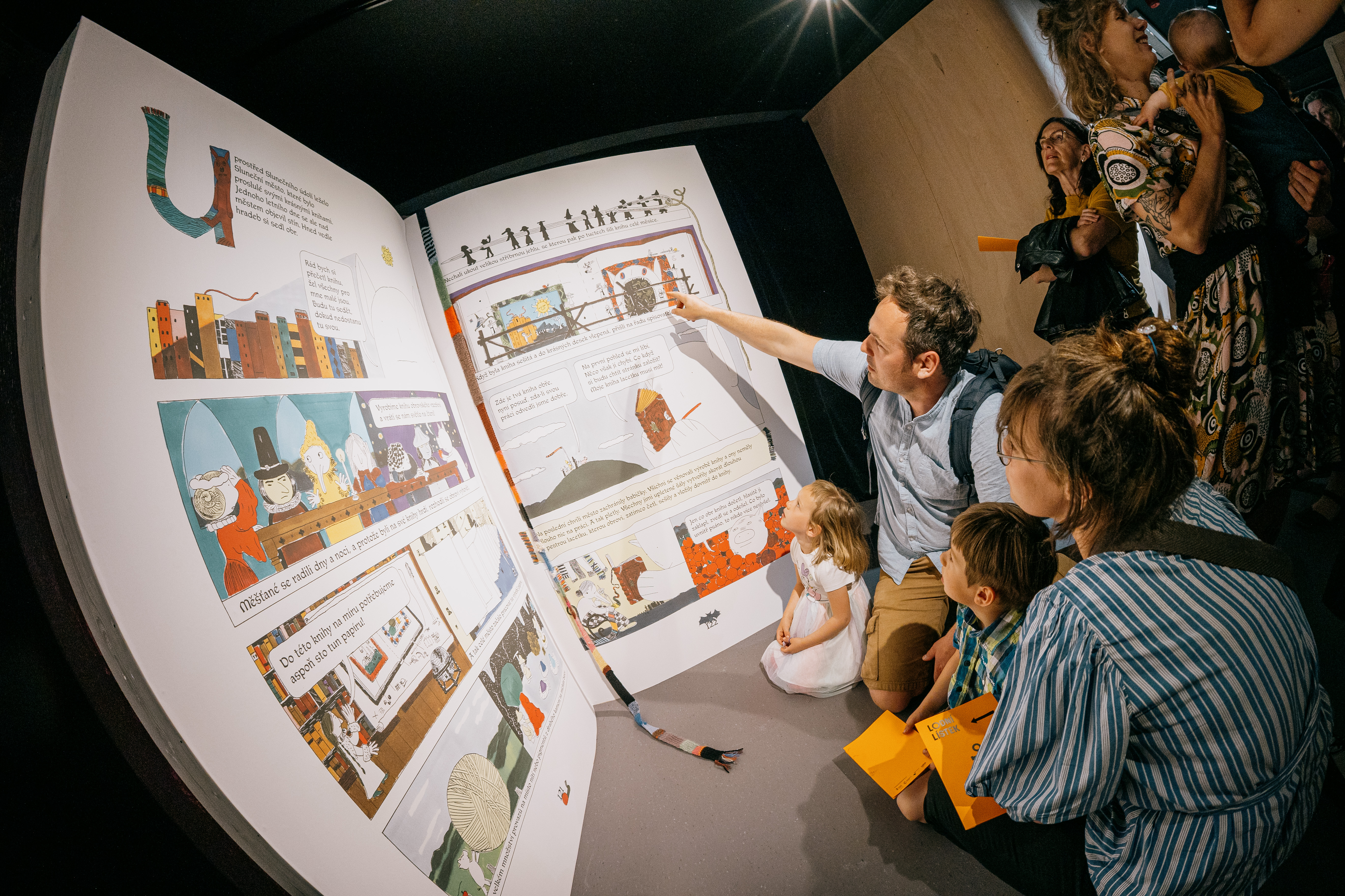 Výstava Na jedné lodi. Foto: ©Milan Hajn, Divadlo Drak