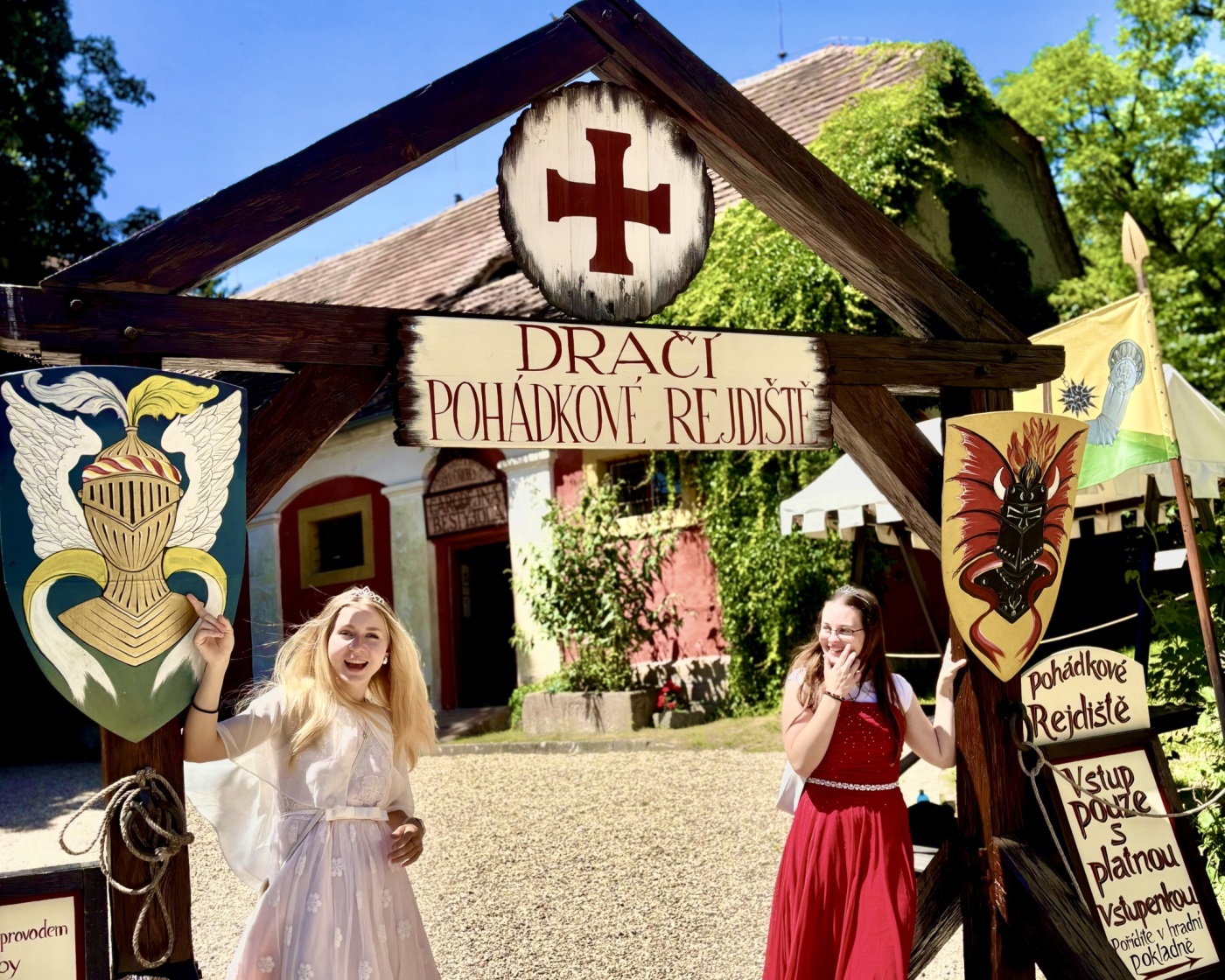 DRAČÍ pohádkové rejdiště na Hradě a zámku Staré Hrady u Jičína